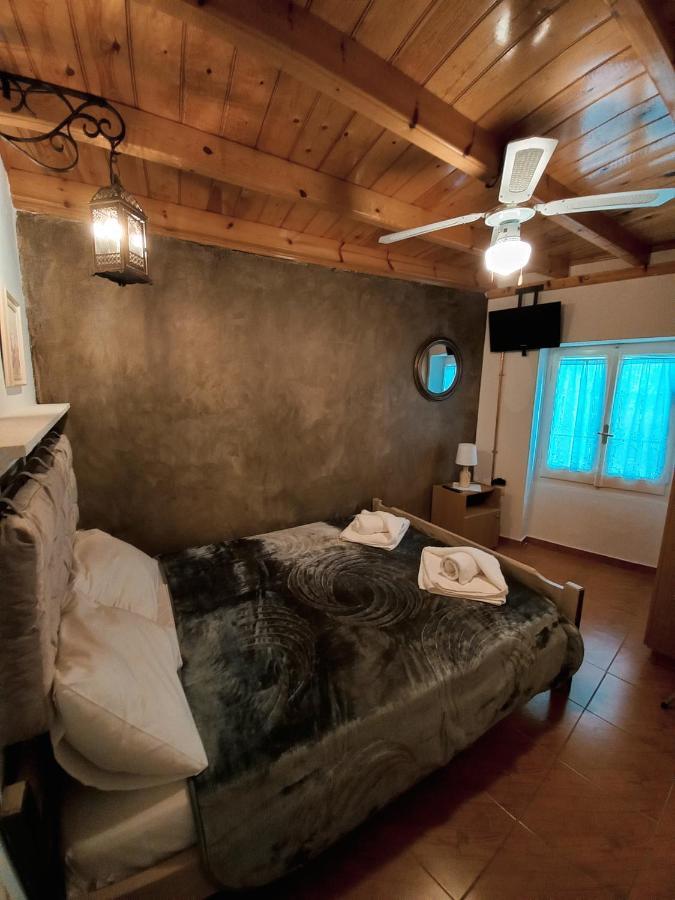 Appartamento Chrysalenia House Corfu Town Esterno foto